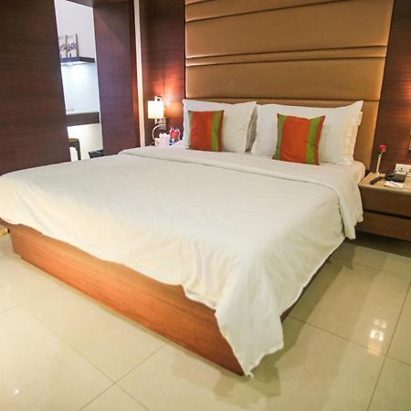 เดอะ ซามิลตัน Hotel โกลกาตา ภายนอก รูปภาพ