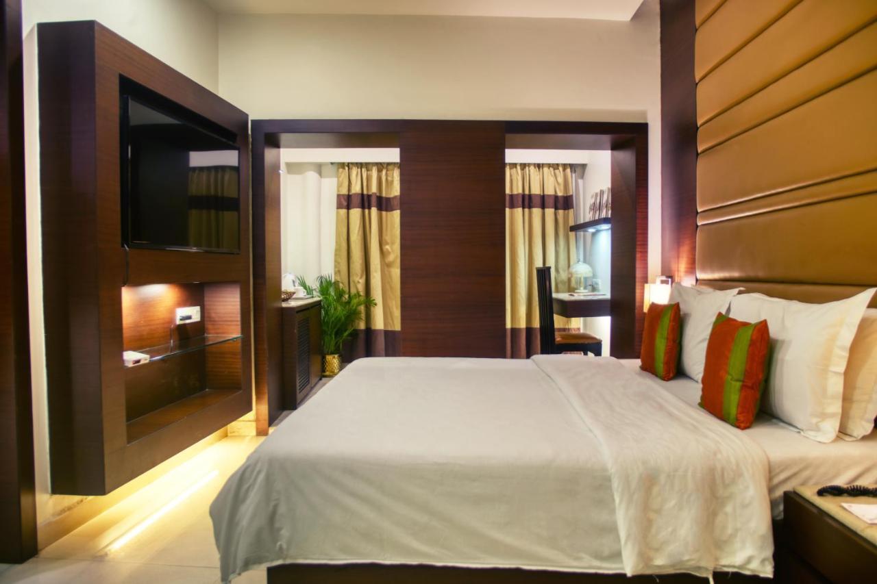 เดอะ ซามิลตัน Hotel โกลกาตา ภายนอก รูปภาพ