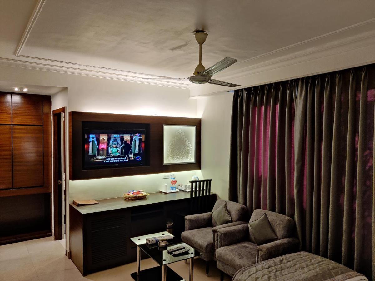 เดอะ ซามิลตัน Hotel โกลกาตา ภายนอก รูปภาพ