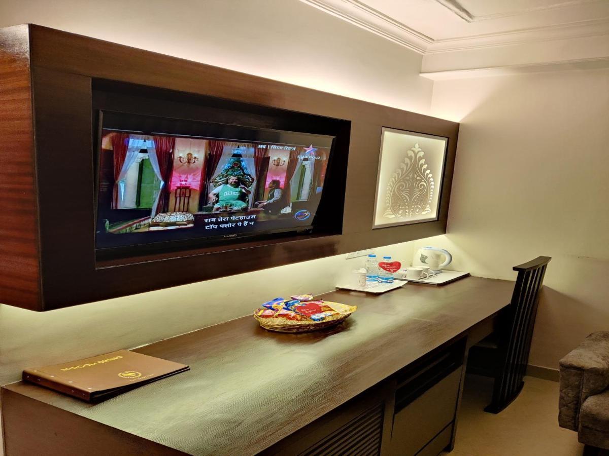 เดอะ ซามิลตัน Hotel โกลกาตา ภายนอก รูปภาพ